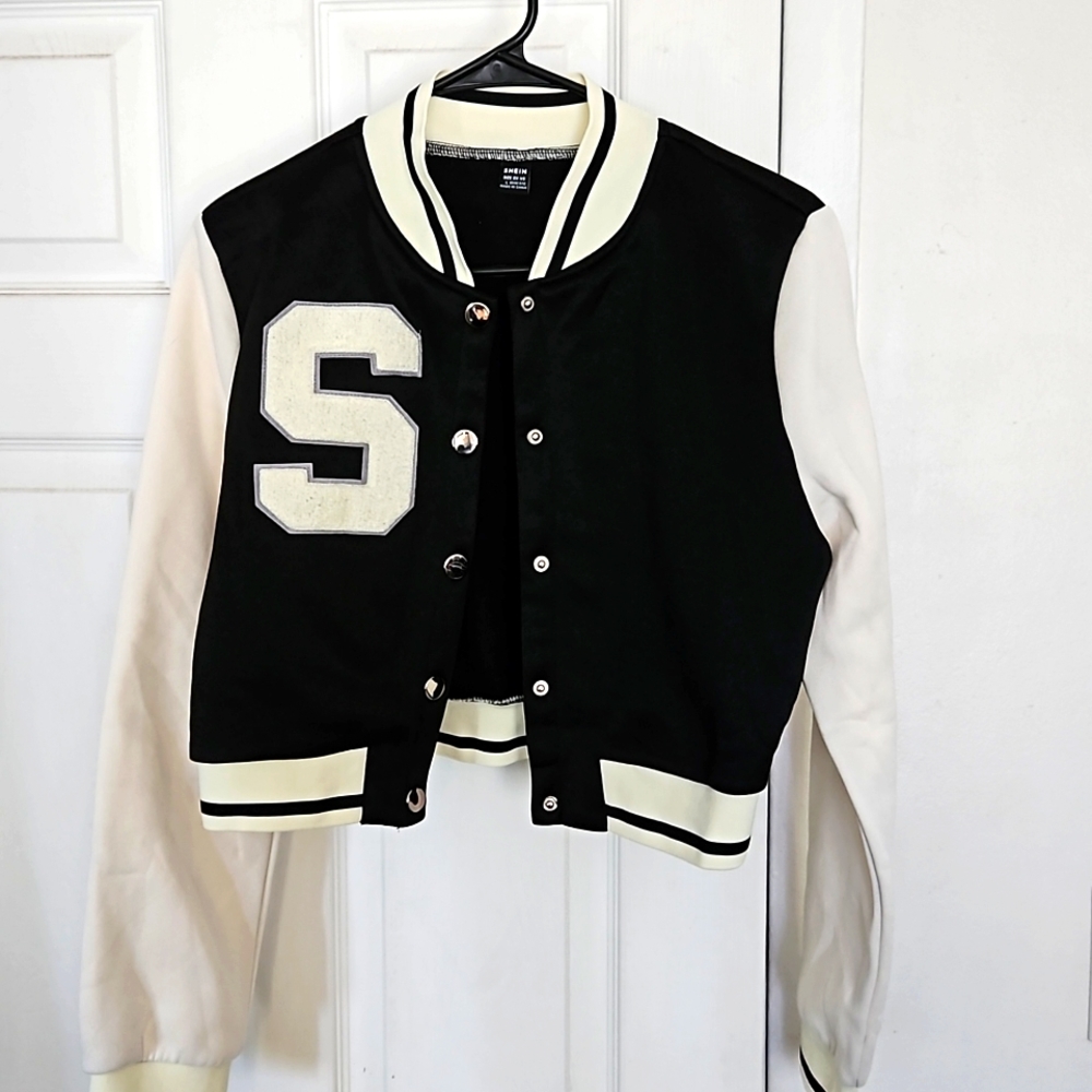 SHEIN Crop Jacket Letter S Varsity Jacket